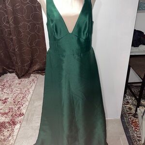 Elegant Green Evening Dress